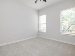 12001 Vista Parke DR 1204, Austin TX 78726