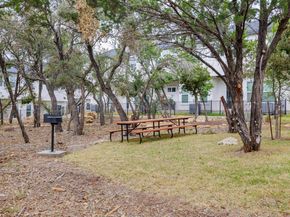 12001 Vista Parke DR 1204, Austin TX 78726