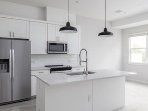 12001 Vista Parke DR 1204, Austin TX 78726