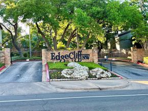 7122 Wood Hollow DR 51, Austin TX 78731