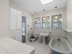 2101 Stamford LN, Austin TX 78703