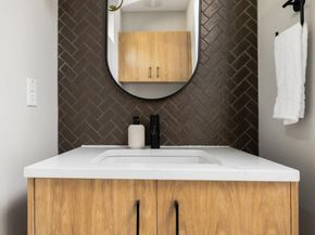 1401 E 3rd ST 1, Austin TX 78702