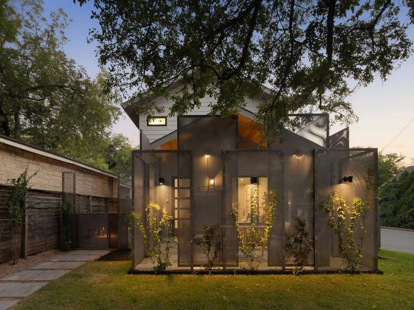 1401 E 3rd ST 1, Austin TX 78702