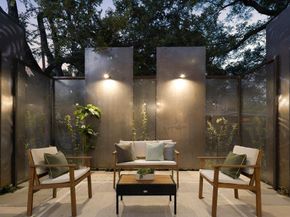 1401 E 3rd ST 1, Austin TX 78702