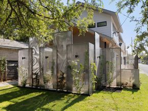 1401 E 3rd ST 1, Austin TX 78702