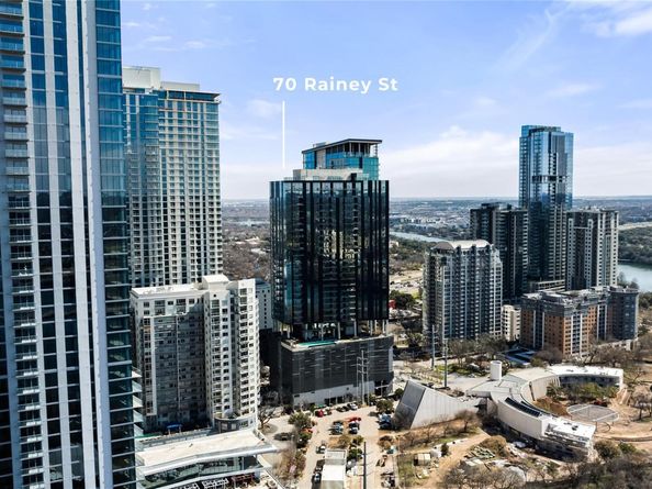 70 Rainey ST 2106, Austin TX 78701