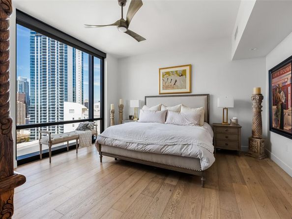 70 Rainey ST 2106, Austin TX 78701