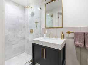70 Rainey ST 2106, Austin TX 78701