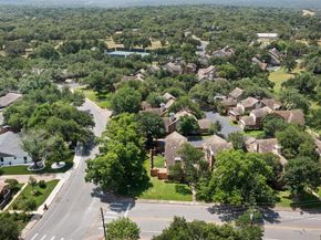 11310 Spicewood Club DR 19, Austin TX 78750