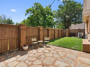 11310 Spicewood Club DR 19, Austin TX 78750
