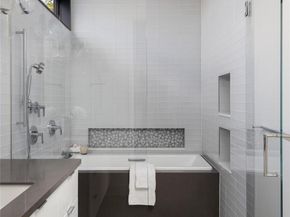 6607 W Courtyard Dr, Austin TX 78730