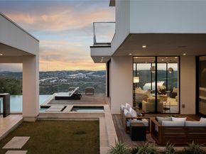 6607 W Courtyard Dr, Austin TX 78730