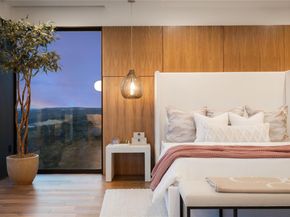 6607 W Courtyard Dr, Austin TX 78730