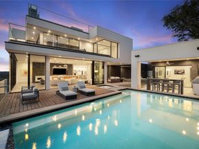 6607 W Courtyard Dr, Austin TX 78730