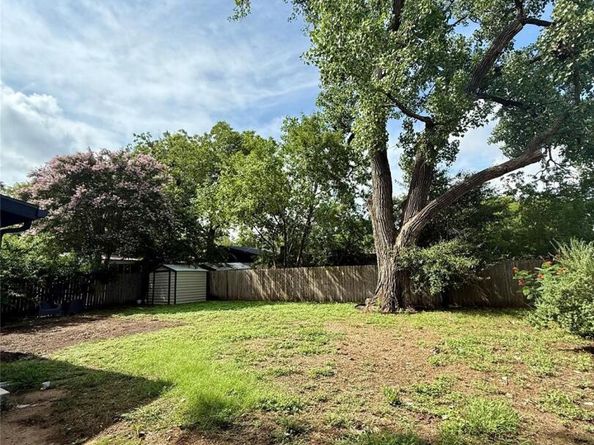 3201 Bengston ST, Austin TX 78702