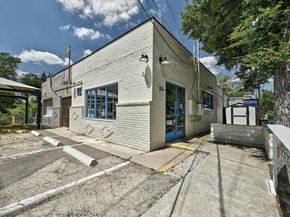 3201 Bengston ST, Austin TX 78702