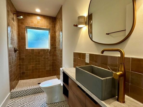3201 Bengston ST, Austin TX 78702