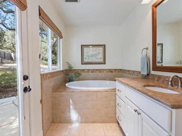 820 Castle Ridge RD, Austin TX 78746