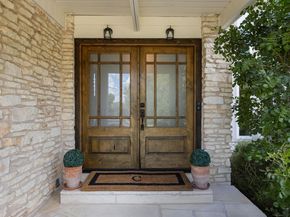 820 Castle Ridge RD, Austin TX 78746