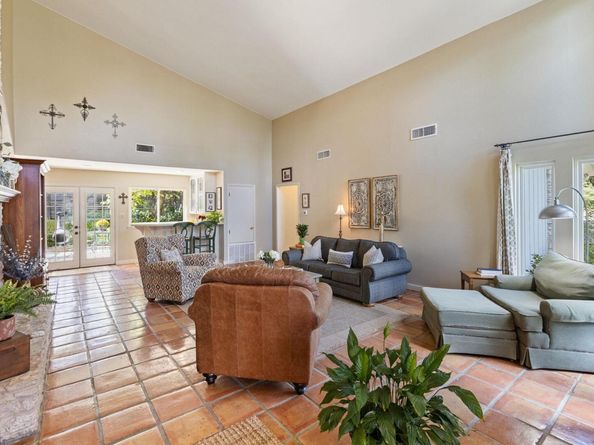 820 Castle Ridge RD, Austin TX 78746