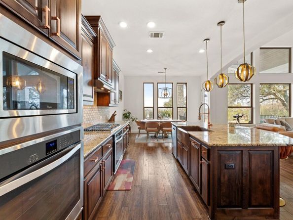 3013 Vista Heights DR, Leander TX 78641