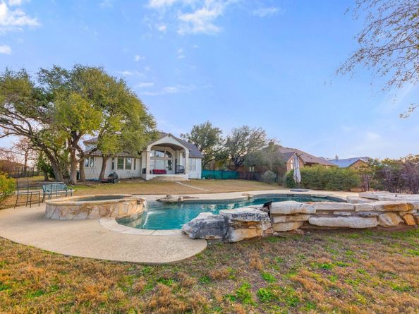 3013 Vista Heights DR, Leander TX 78641