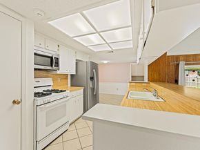 10804 Cobblestone LN, Austin TX 78750