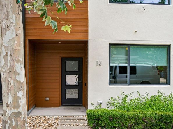 1931 E 38th 1/2 ST 32, Austin TX 78723