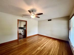 1808 E 38 1/2 St, Austin TX 78722