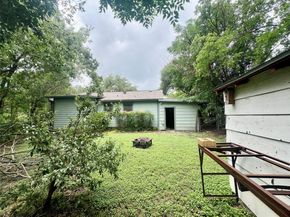 1808 E 38 1/2 St, Austin TX 78722