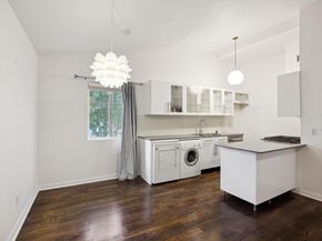 1503 W 9th ST 204, Austin TX 78703