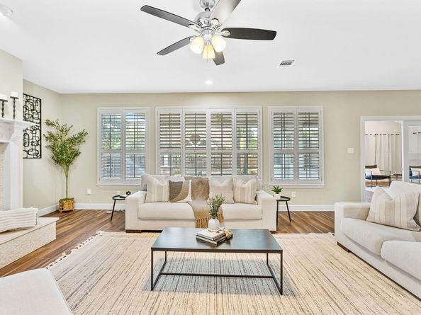 10115 Pinehurst DR, Austin TX 78747