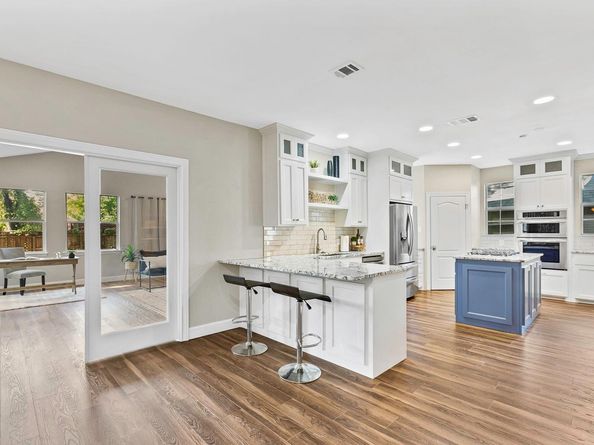 10115 Pinehurst DR, Austin TX 78747