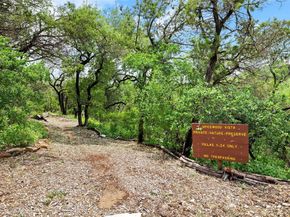 8540 Adirondack TRL 21, Austin TX 78759