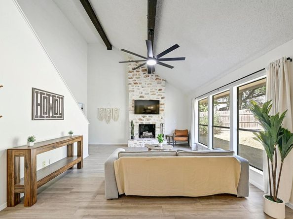 7107 Teaberry DR, Austin TX 78745