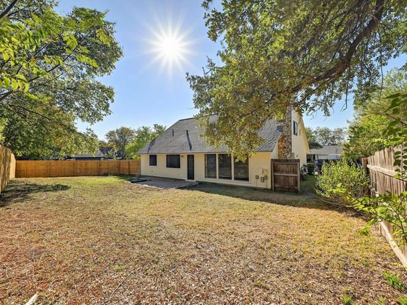 7107 Teaberry DR, Austin TX 78745