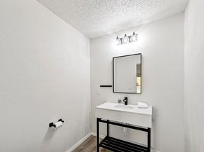 7107 Teaberry DR, Austin TX 78745