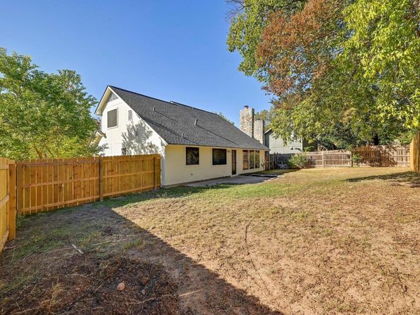 7107 Teaberry DR, Austin TX 78745