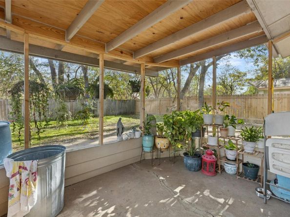 1704 Colony Creek DR, Austin TX 78758