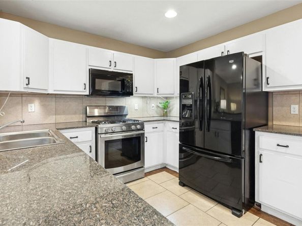 1704 Colony Creek DR, Austin TX 78758