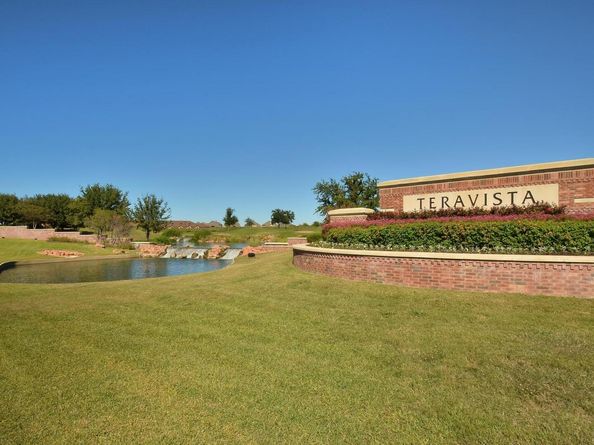 4332 Teravista Club DR 16, Round Rock TX 78665