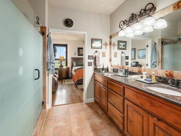4332 Teravista Club DR 16, Round Rock TX 78665