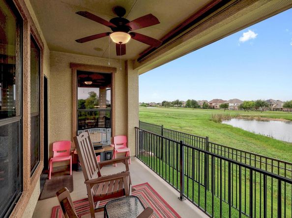 4332 Teravista Club DR 16, Round Rock TX 78665