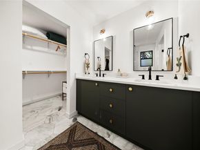 7702 Wynne LN, Austin TX 78745