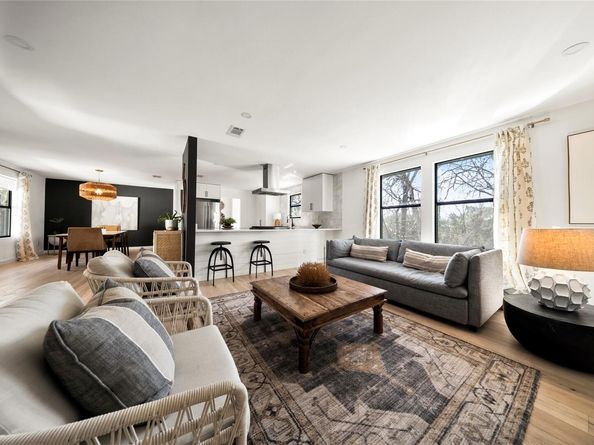 7702 Wynne LN, Austin TX 78745