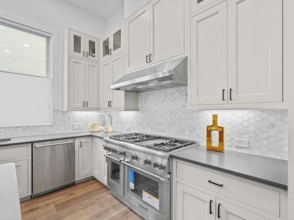 1719 Spyglass DR 14, Austin TX 78746