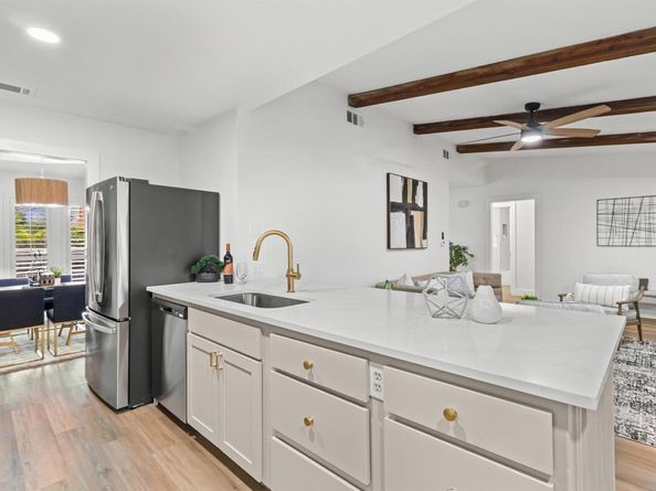 11004 Rustic Manor LN, Austin TX 78750