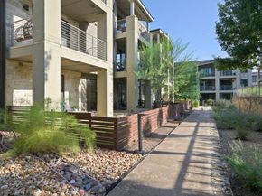 2733 Dulce LN 602, Austin TX 78704