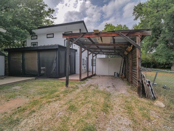2928 E 13th ST B, Austin TX 78702