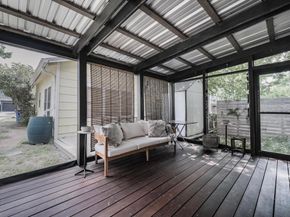 2928 E 13th ST B, Austin TX 78702